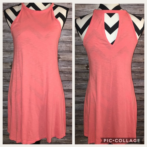 GAP Dresses & Skirts - GAP Keyhole Back Easy T Dress